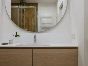 Marisol Barcelona Премиальный апартамент в центре с видом на море