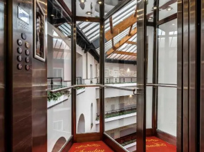 Отель Grand Hotel Yerevan