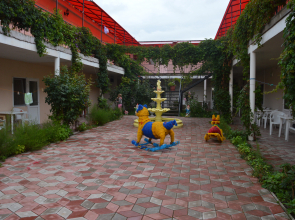 Mari-Anna Guest House