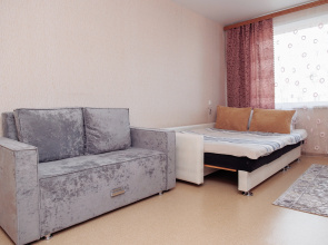 V Tsentre Goroda Flat