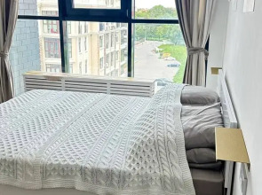 Квартира Бело-золотая Студия