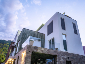 Kub V Kube Guest House