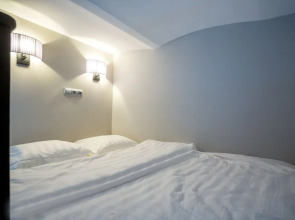 Апартаменты около площади Восстания (1)