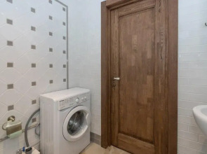 Апартаменты в Центре Города у Нарымского Сквера 2