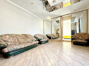 Квартира Четырехкомнатная в Центре на Островского