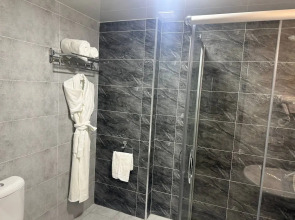 Отель Vatan Plaza