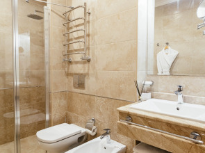 Amra Park Hotel & Spa