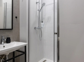 Апартаменты LikeHome Life - Полянка 1-й Хвостов Переулок