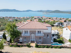 Cunda Piano Otel (+13 Adult Only)
