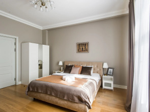 Квартира GM Apartments Пятикомнатные LUX у Кремля