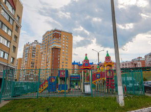 Квартира 1-к яркая у залива на Маркова 8/2 от RentAp, 4 сп.места