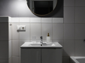 Апартаменты Hugge Place на Немировича Объект 172