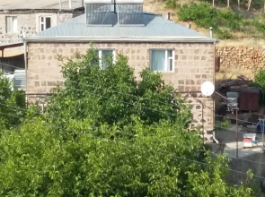 Shushan Guest House