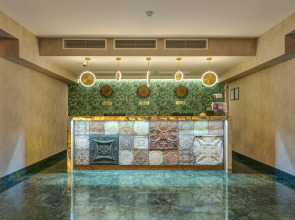 Отель Sole Palace