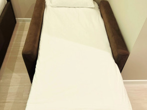 Апартаменты с балконом и видом на сосновый парк рядом с морем