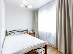 BelaTravel Novyy Dom Molodezhnaya Flat