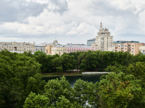 Квартира GM Apartments Стильная Студия на Патриарших Прудах