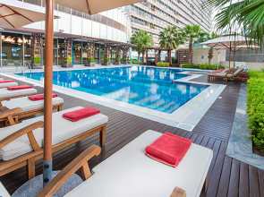 Luxury Vacation Home Nr Metro DWTC Apartments