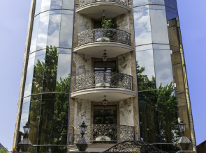 Отель Shine House