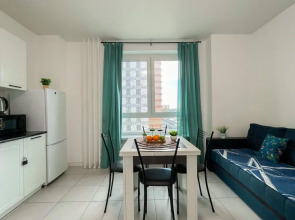 Апартаменты Sunny Days Apartment Оранж Парк 13