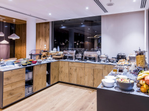 Отель Best Western Plus Congress Hotel