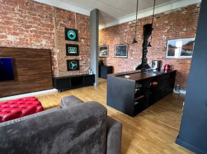 Апартаменты 3-х комнатные апартаменты в стиле лофт в самом центре