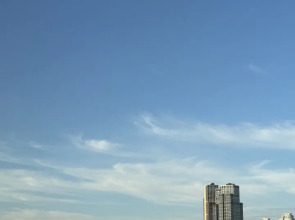 Апартаменты Стильная новая студия с видом на Москва-Сити