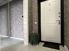 Апартаменты LikeHome на Дорофеева 7