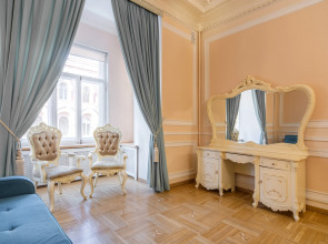 Квартира на Рубинштейна 4