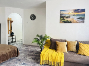 Квартира Двухкомнатная на Горького