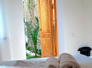 Отель Naqshband