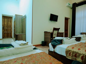 Отель Imperial Palace