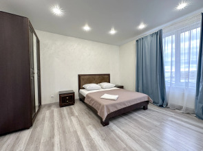 Квартира Трехкомнатная Оптимистов 9