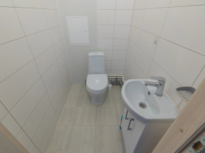 Апартаменты Двухкомнатная Квартира на Мансардном Этаже