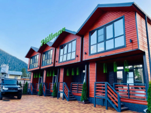 V Serdtse Arkhyza Novyy Guest house