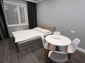 Studiya-2 na Shakhterov 46/1-42-2 Apartments
