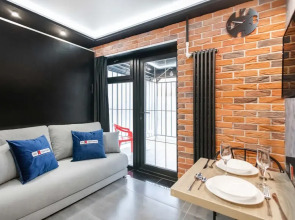 Апартаменты Лофт с Балконом у Метро Орехово