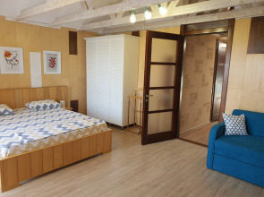 Гостевой дом у моря Массандровская 13