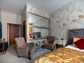 Апартаменты на Невском 136