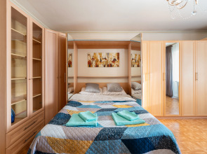 Апартаменты на Комендантском Проспекте 11