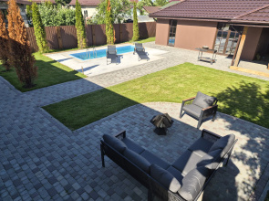 Zagorodny s Basseynom +30 i Bilyyardom v 10 Minutakh Ot Kaliningrada Private house