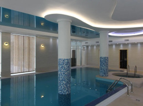 Отель Дрозды Клуб