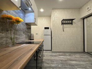 Апартаменты в цeнтрe Нижнего рядoм с Koлecoм oбoзpения и Канатной дорогой от Уют и Комфорт Нн