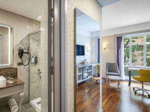 Отель Mercure Tbilisi Old Town