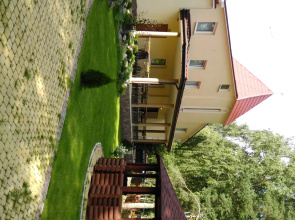 Kayut-Kompaniya Guest House