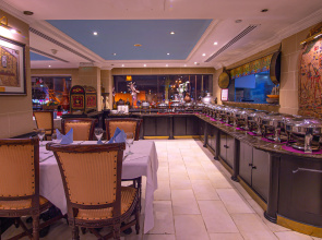 Arabian Courtyard Hotel & Spa