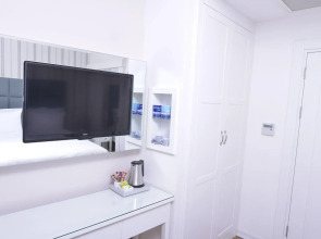 Отель Ten Rooms Istanbul Hotel