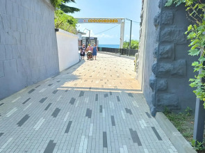 Квартира с бассейном на территории МореСолнцеАпарт