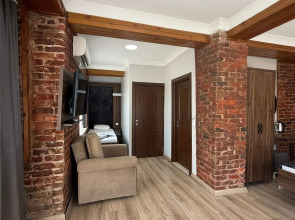 Отель Han Suite