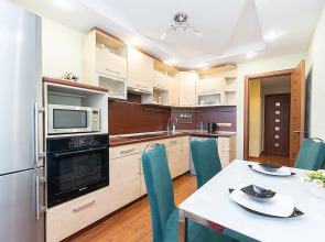 Апартаменты двухкомнатные  на Мещерском бульваре 3/3 .м.Cтрелка. Сова-Дом